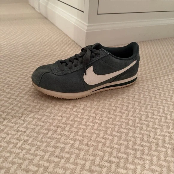 Nike
Cortez "Vintage Green" sneakers - Picture 3 of 7